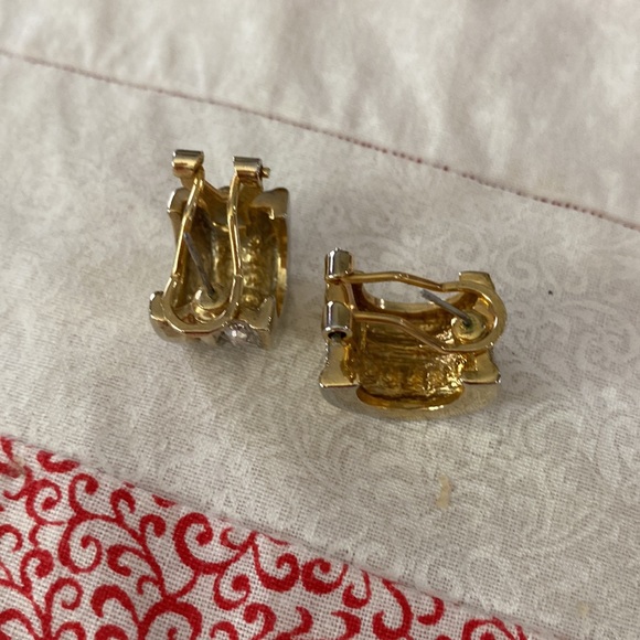 Clip earrings - Picture 2 of 2